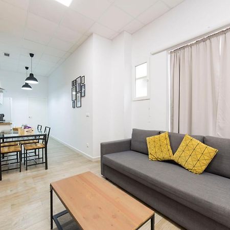 Home Up Qurtuba Kordoba Zewnętrze zdjęcie