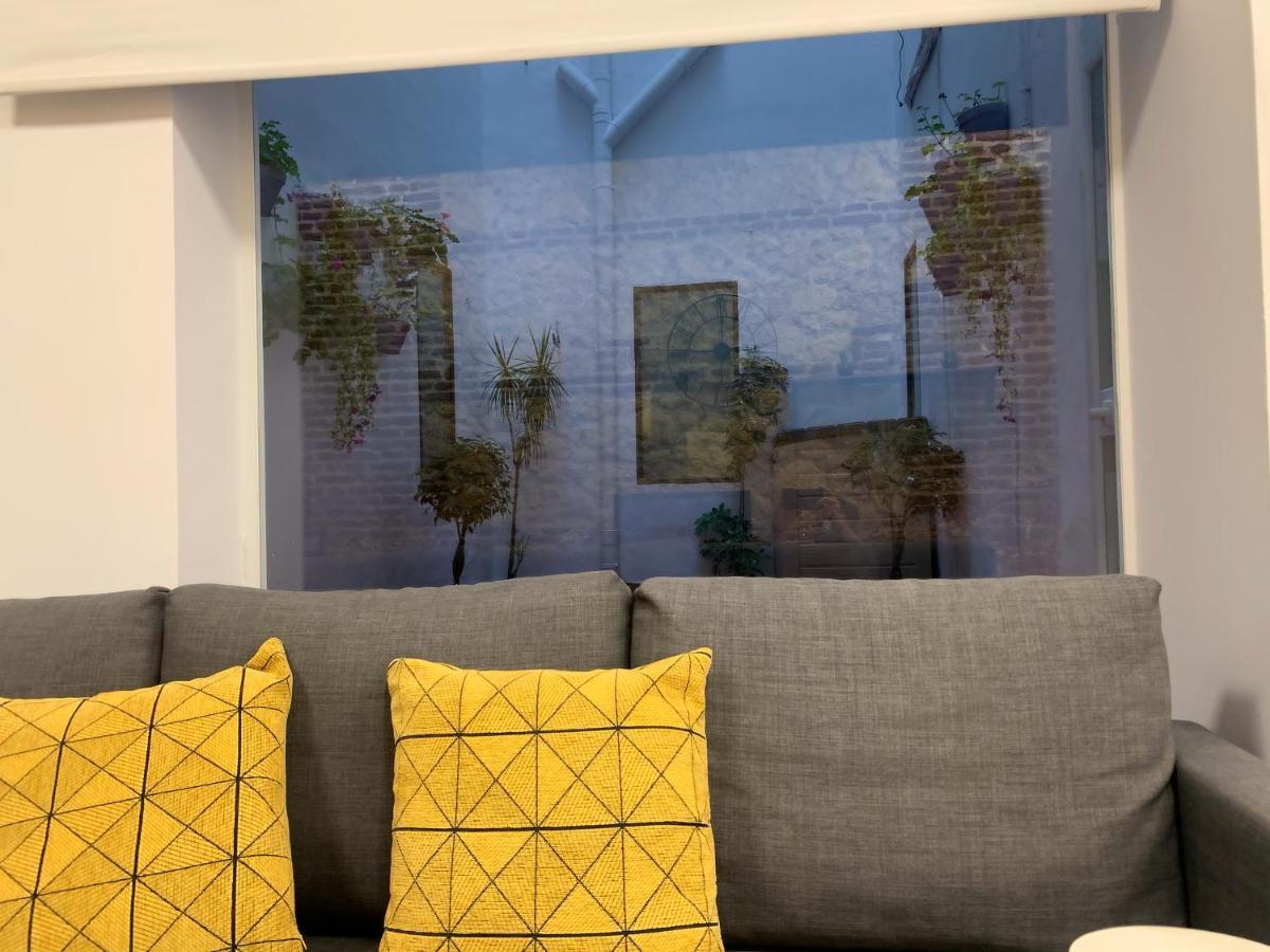 Home Up Qurtuba Kordoba Zewnętrze zdjęcie
